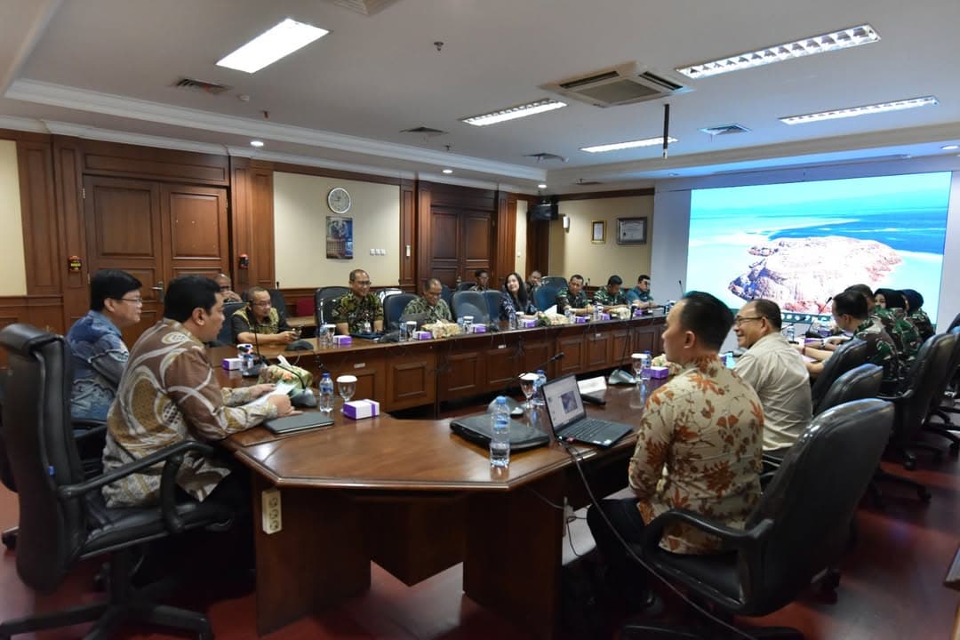 Audensi dan Diskusi Perkembangan Perawatan Luka tentang penggunaan larutan kombinasi Perak Nitrat, Gliserol, Tween 20, Tris Buffer dan Menthol